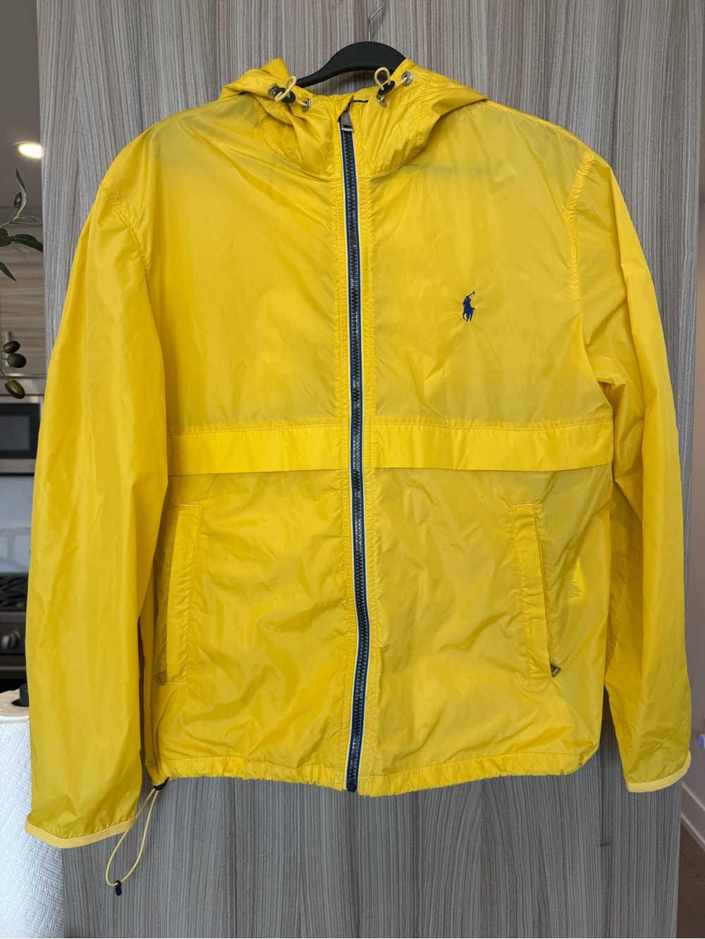 Polo Ralph Lauren Packable Hooded Windbreaker / Rain Jacket – Yellow – Size S